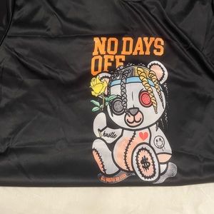 3forty No Days Off t-shirt size Med